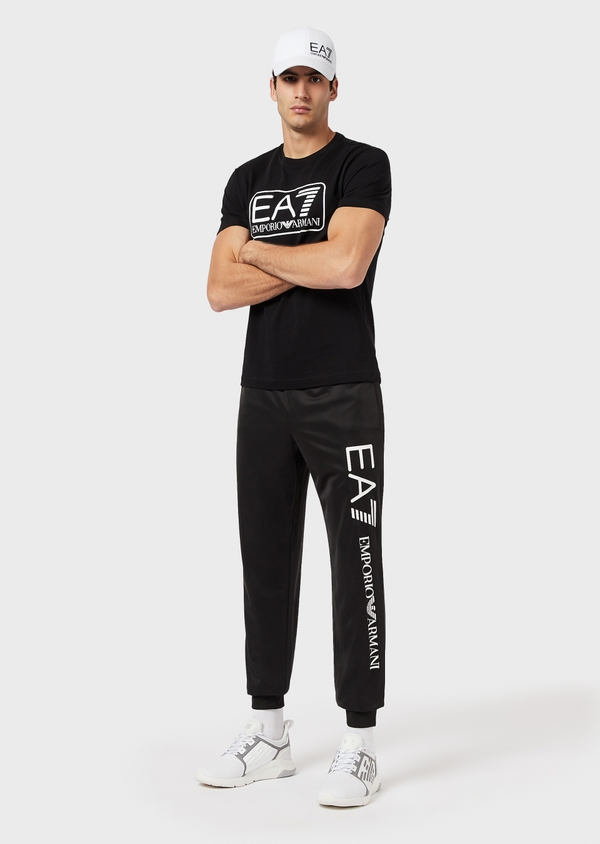 Emporio armani jogger new arrivals