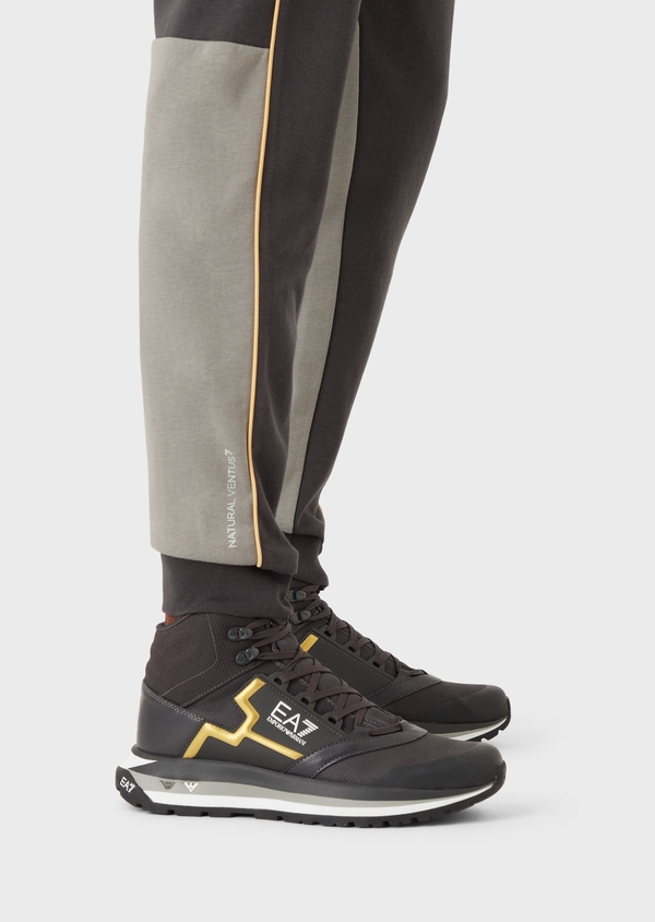 Emporio armani jogger shop