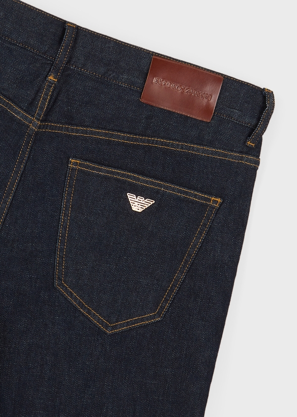 Emporio armani hot sale j06 slim jeans