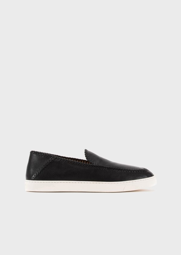 T nis slip on de couro napa